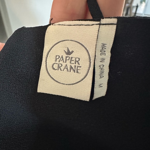 Silk tank   Black. Medium - Picture 6 of 6